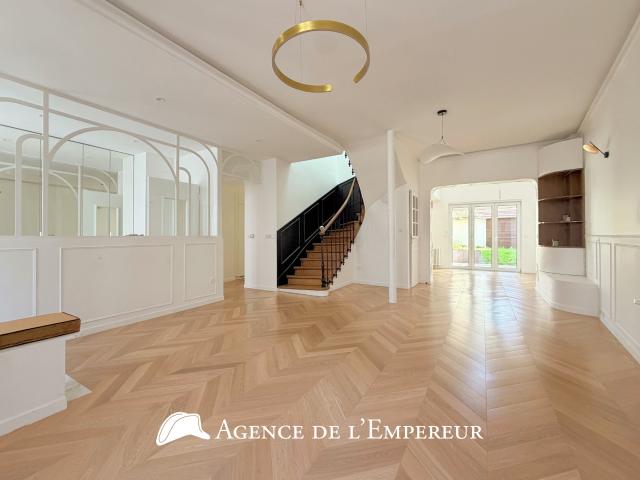 Maison 6 pièces 162 m²