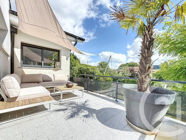 Maison 6 pièces 162 m²