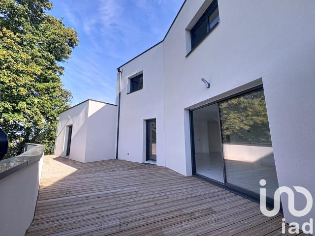 Maison 6 pièces 162 m²