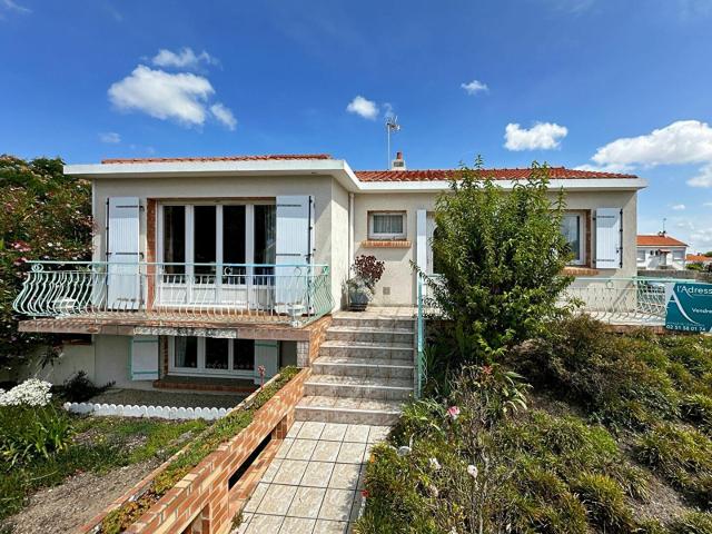 Maison 6 pièces 162 m²