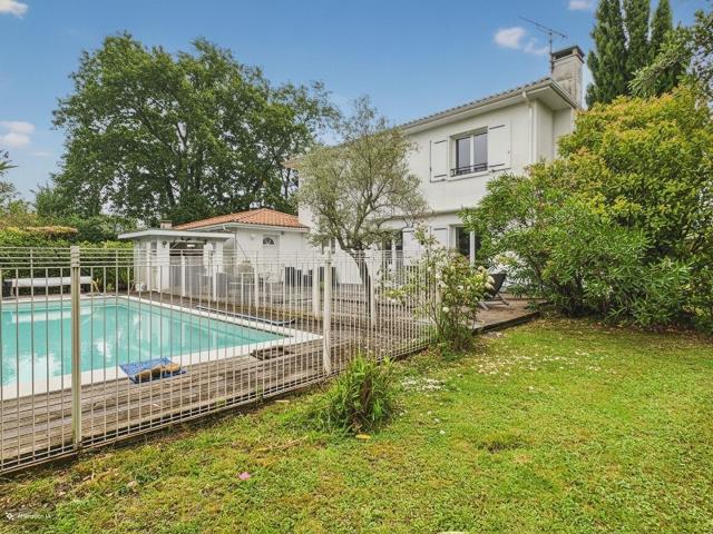 Maison 6 pièces 162 m²