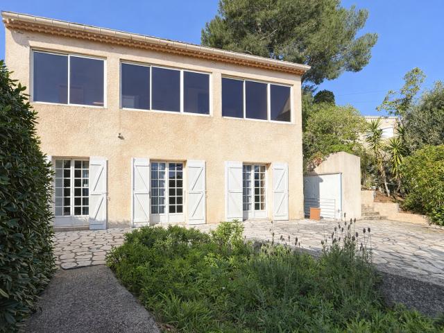 Maison 6 pièces 172 m²