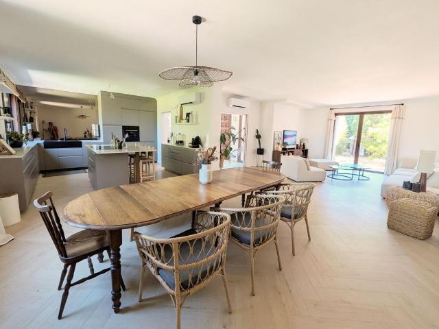 Maison 6 pièces 163 m²