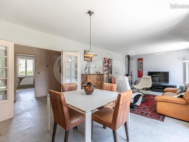 Maison 6 pièces 163 m²