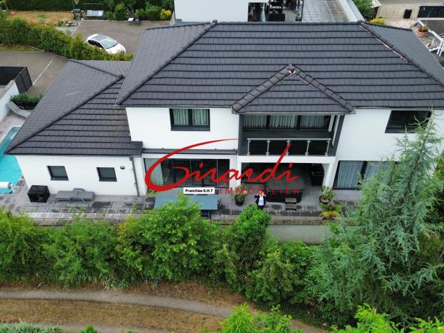 Maison 6 pièces 174 m²