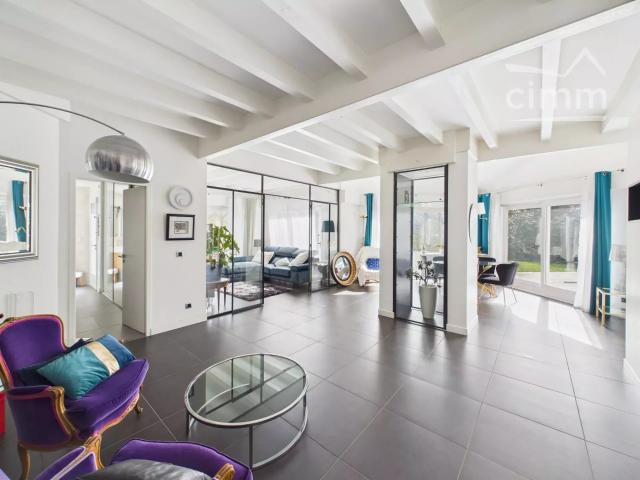 Maison 6 pièces 174 m²