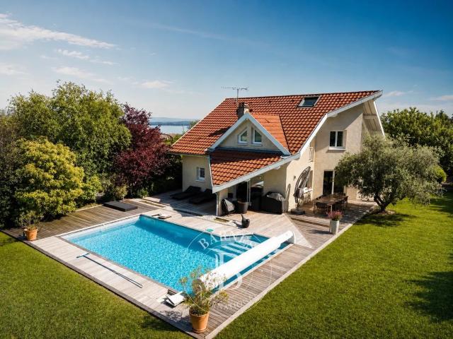 Maison 6 pièces 174 m²