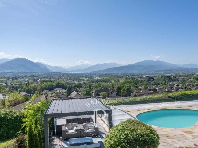 Maison 6 pièces 174 m²