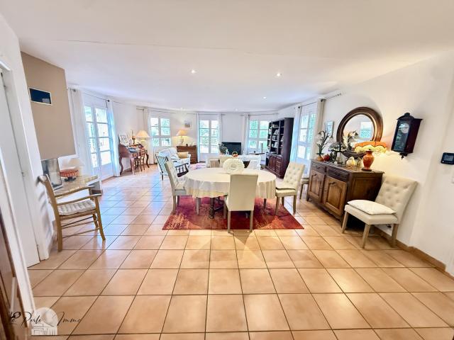 Maison 6 pièces 175 m²
