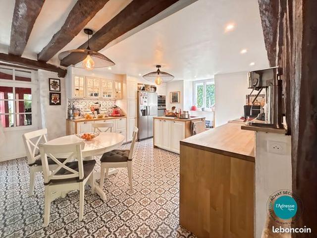 Maison 6 pièces 175 m²