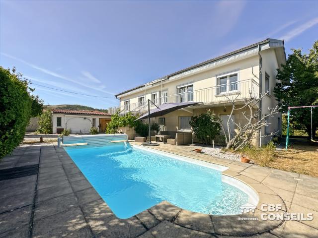 Maison 6 pièces 175 m²