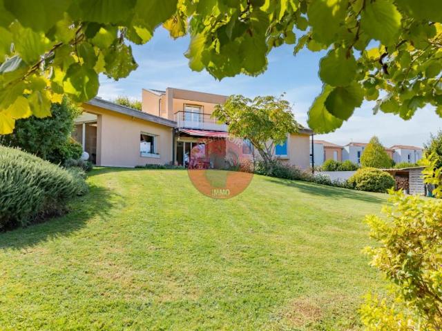 Maison 6 pièces 175 m²