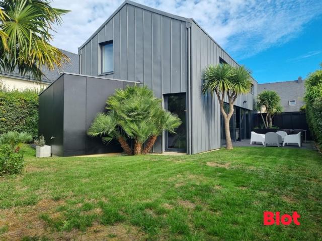 Maison 6 pièces 175 m²