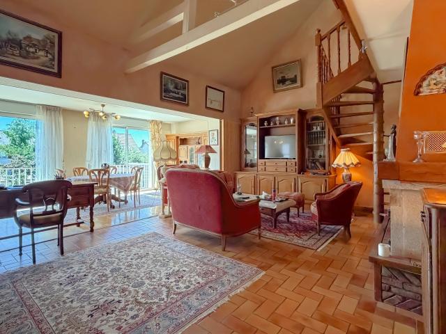 Maison 6 pièces 175 m²
