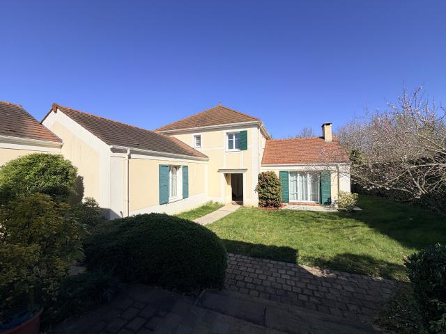 Maison 6 pièces 176 m²