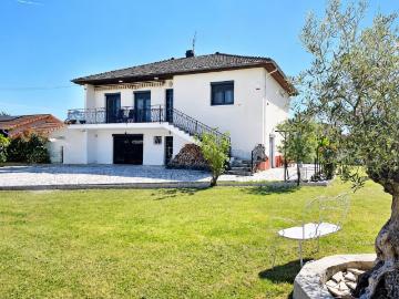 Maison 6 pièces 176 m²