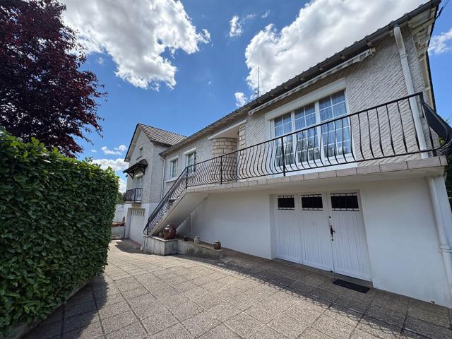 Maison 6 pièces 176 m²