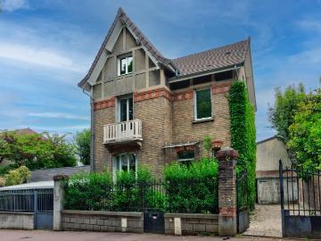 Maison 6 pièces 176 m²