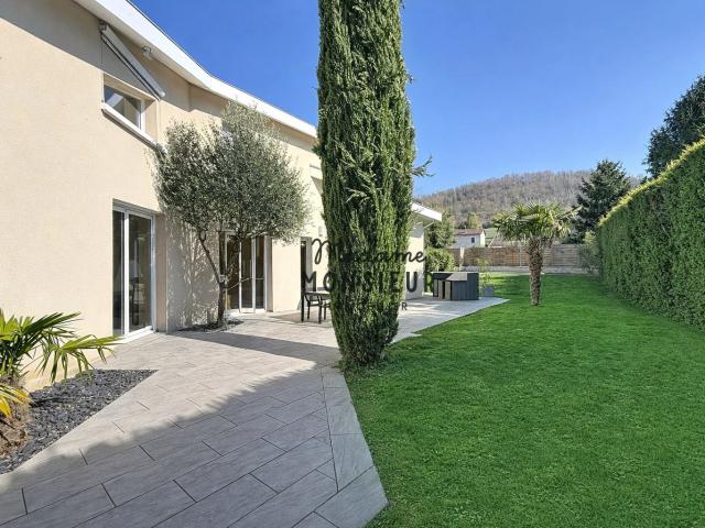 Maison 6 pièces 176 m²