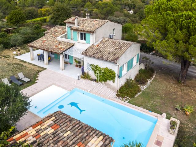 Maison 6 pièces 176 m²