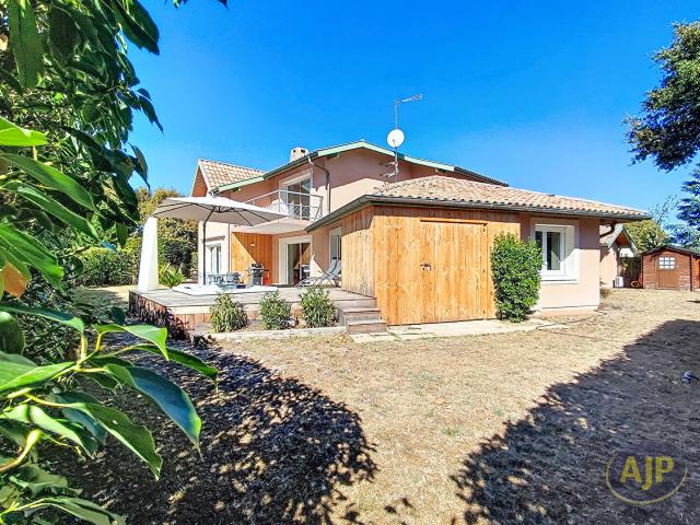 Maison 6 pièces 176 m²