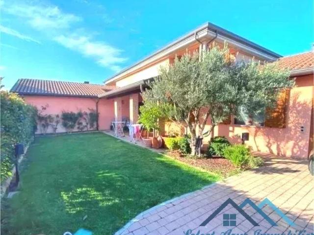 Maison 6 pièces 176 m²