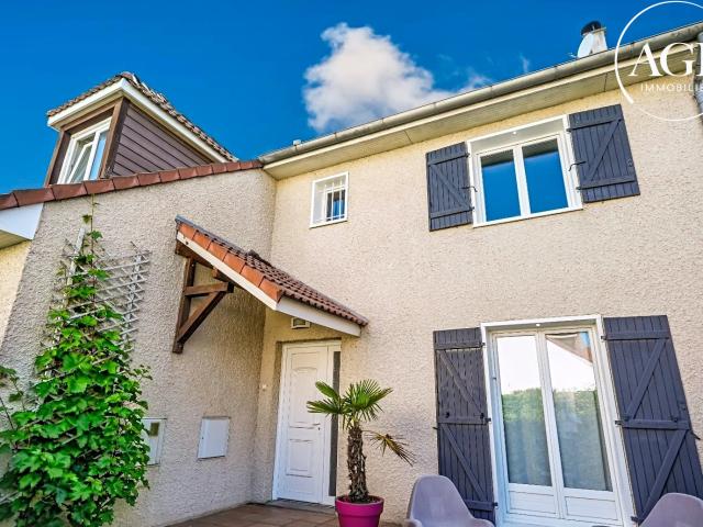 Maison 6 pièces 176 m²