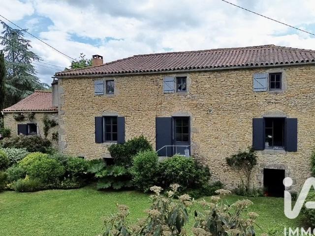 Maison 6 pièces 176 m²