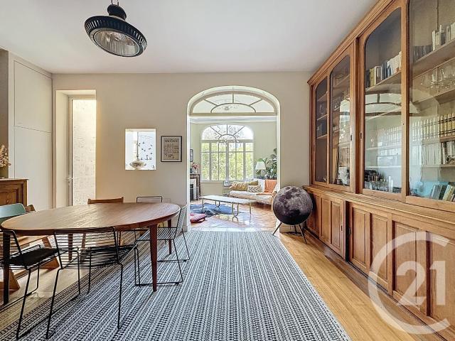 Maison 6 pièces 176 m²