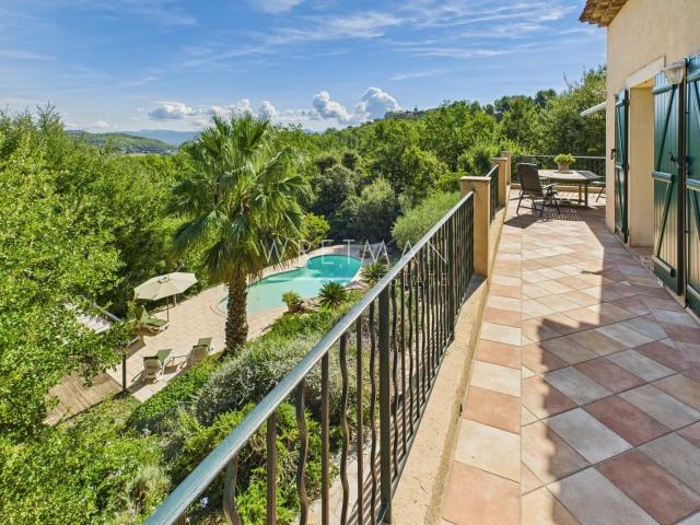 Maison 6 pièces 176 m²