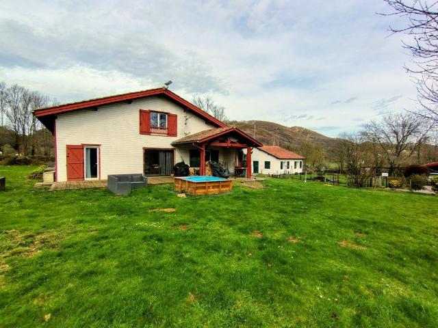 Maison 6 pièces 177 m²