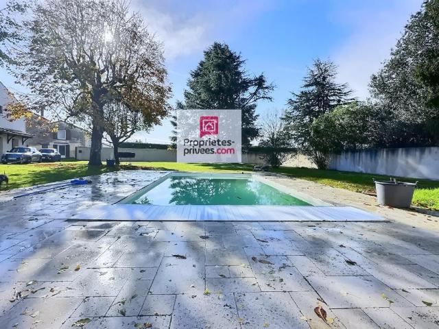 Maison 6 pièces 177 m²