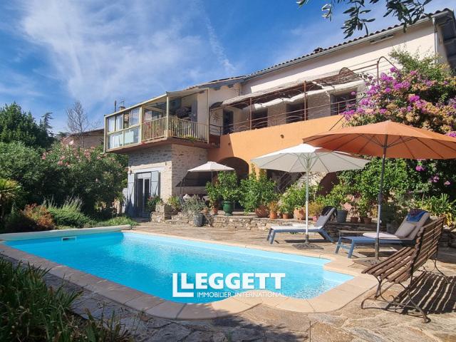 Maison 6 pièces 177 m²