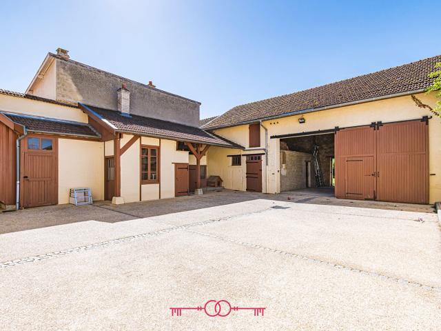Maison 6 pièces 177 m²