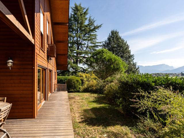 Maison 6 pièces 177 m²