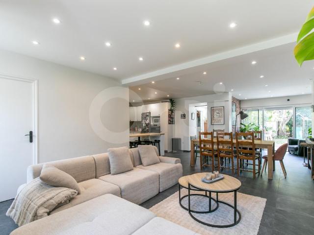 Maison 6 pièces 177 m²