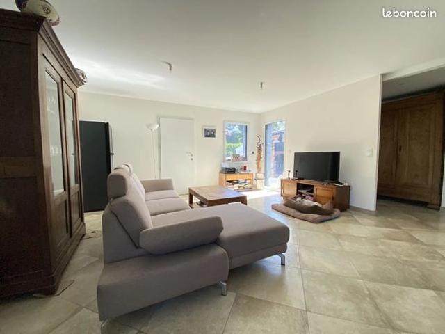 Maison 6 pièces 177 m²