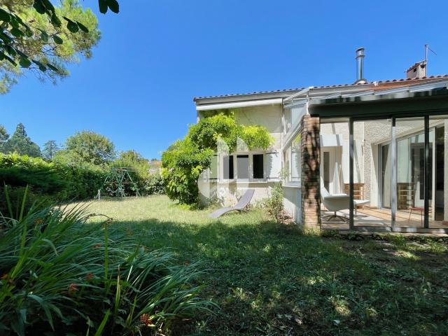 Maison 6 pièces 177 m²