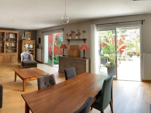 Maison 6 pièces 177 m²