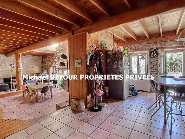 Maison 6 pièces 177 m²