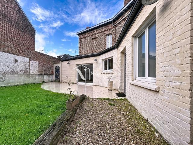 Maison 6 pièces 177 m²
