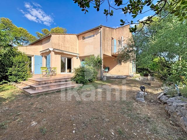 Maison 6 pièces 178 m²