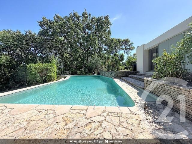 Maison 6 pièces 180 m²