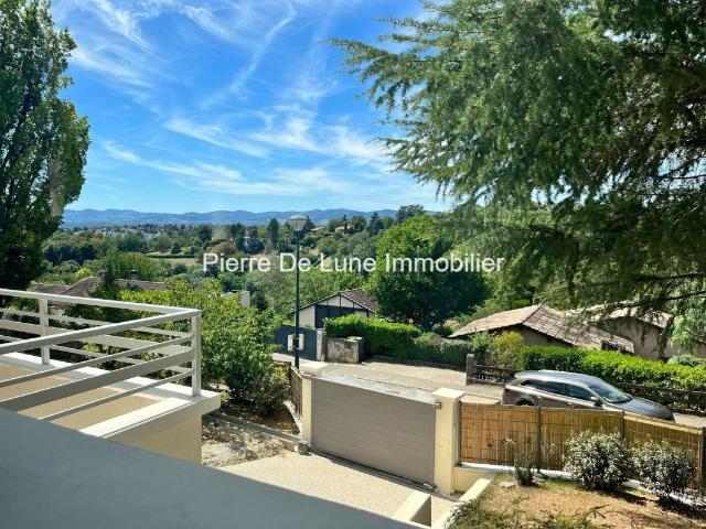 Maison 6 pièces 178 m²