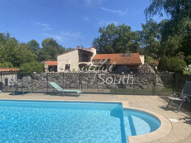 Maison 6 pièces 178 m²