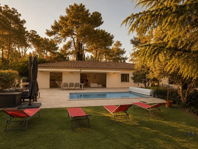 Maison 6 pièces 178 m²