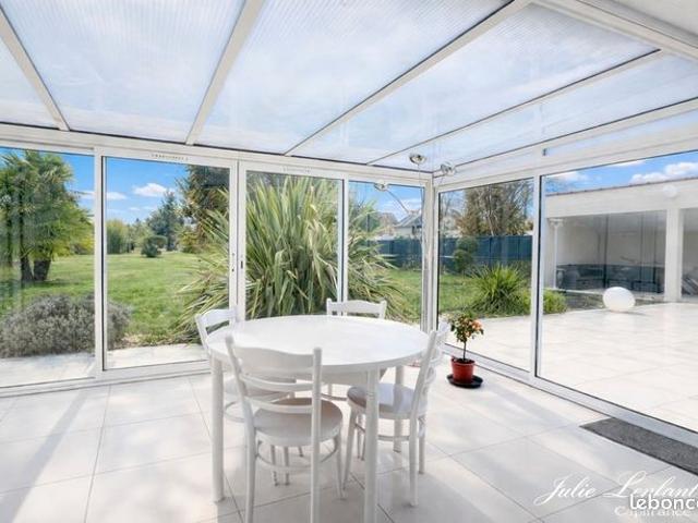 Maison 6 pièces 179 m²