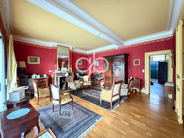 Maison 6 pièces 179 m²