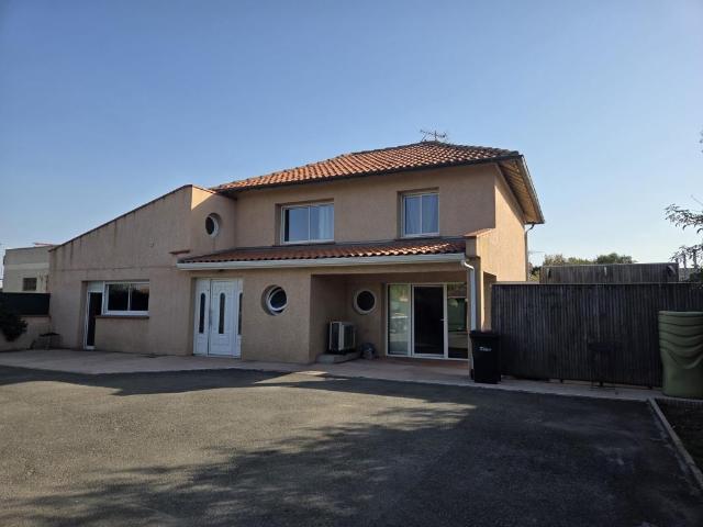 Maison 6 pièces 179 m²