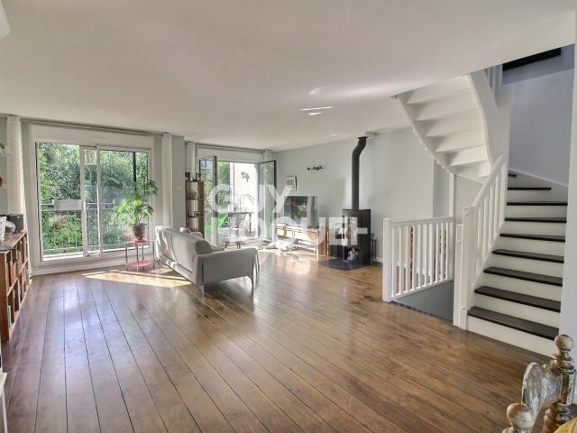 Maison 6 pièces 179 m²